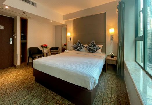 랜더 그랜드 호텔 객실 내부