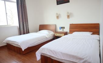 Xinping Lvli Piaoxiang Accommodation