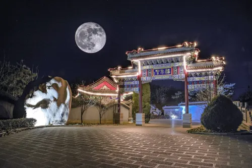 Fuquan Xingong Hot Spring Resort - parking