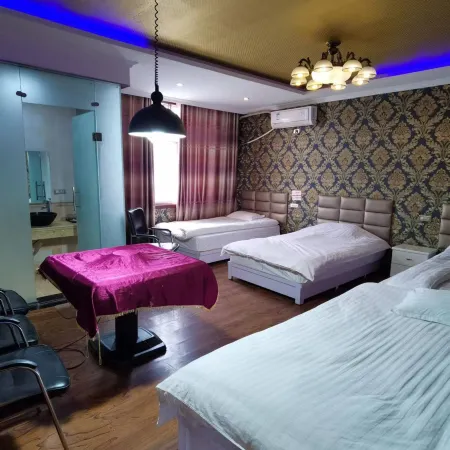 Fuyang Fude Business Hotel