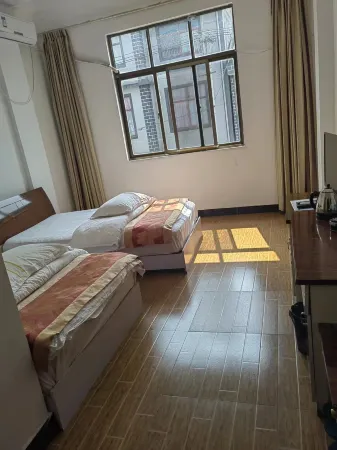 Jinmao Hotel Отели в г. Цзиндун