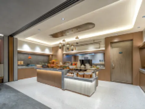 安吉萬象世界體育館路亞朵酒店 安吉酒店