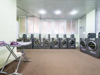 سينتوم بيزنس هوتل Hotels near مدينة سنتوم