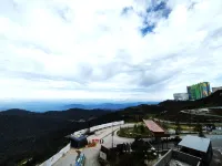 GENTING FoggyColdStayCation AT IDelemen By HAPYHOME - pemandangan pegunungan