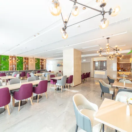 Lavande Hotel (Xiaoyi Government Wanda Plaza)