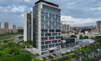 BaiLiQuanZhiJiuDian Hotel (Jiangmen Binjiang Sports Center)