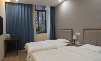 Champagne City Hotels