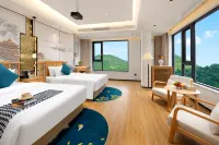 Fenghuang Xiyuan Garden Resort Hotel