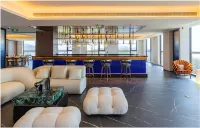 Sea Breeze Four Seasons Resort Hotel