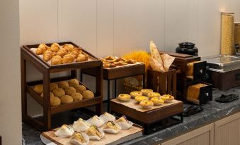 Atour Hotel Guangzhou Yuexiu Taojin Subway Station