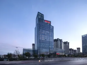 햄튼 바이 힐튼 루안 상허 스트리트