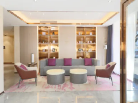 麗楓酒店（呂梁離石店）