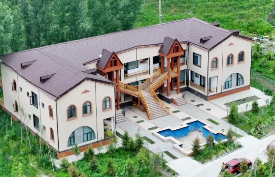 尼勒克雲瀾山泉民宿（喀什河店）