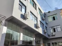 Lumingjian Homestay (Huangguoshu Tourist Center)