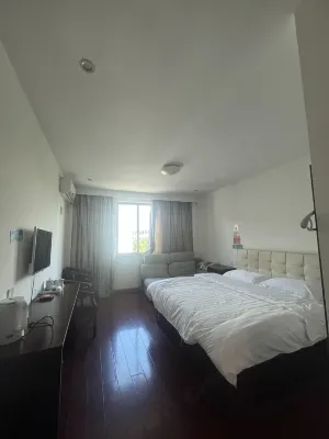 Ningbo Lu Ting Business Hotel Hotel in zona Hengshan Marina