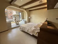 Guanshanzhi Private Hot Spring Homestay (China Ancient Qiang City)