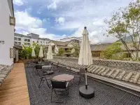 Qianyan Li Bai Hotel at Fuxian Lake (Guanglong Town)