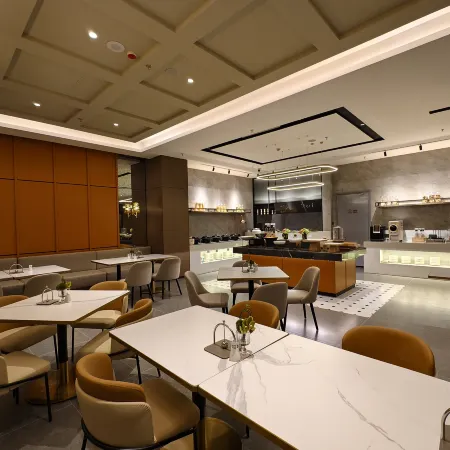 Homeinn Plus Hotel (Fengtai County Government Binhe Avenue)