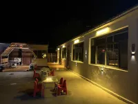Mountain Lodge Wooden Cottage Homestay (Wudalianchi Scenic Area) - واي فاي