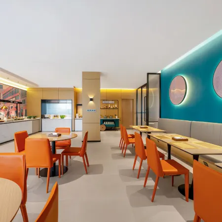 City Express Hotel (Jiuzhai Qiangguqing Scenic Area Branch)