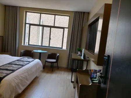 Youxian Hongyuan Selected Hotel