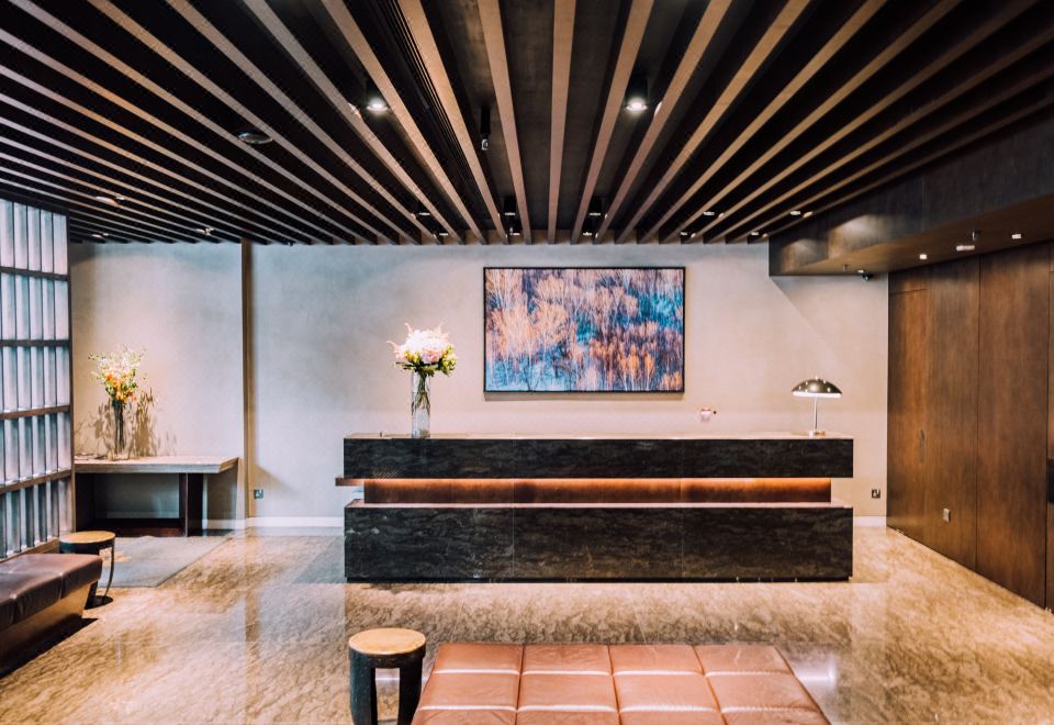 엠파이어 프레스티지 코즈웨이 베이 건물 야경