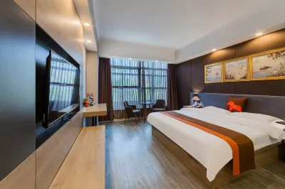 Homeinn Huayi Selected (Shijiazhuang Xinbai Square Vientiane City Zhongshan West Road) Hôtels à : Shijiazhuang