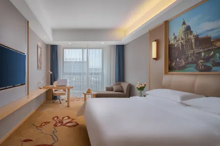 Vienna International Hotel (Mengcheng Wanda Store) Отели в г. Мэнчэн