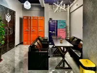 Zhengzhou Chuangbian Space Homestay (Bohai Haishang Hospital of Traditional Chinese Medicine)