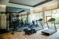 Sheraton Maoming Romantic Beach Resort - Gym