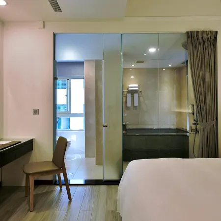 Muen Yuan Dong Hot Spring Hotel