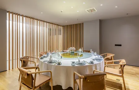 Homy Hotel (East District of Panzhihua) Отели рядом с достопримечательностью «Datian Convention Relic Site»