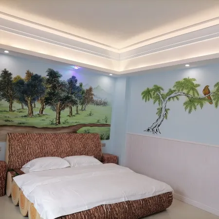 Yijiangnan Yun Homestay (Qionghai Aihua East Road High Speed Railway Station)