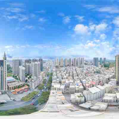 維也納國際酒店（高州店） Hotel Exterior