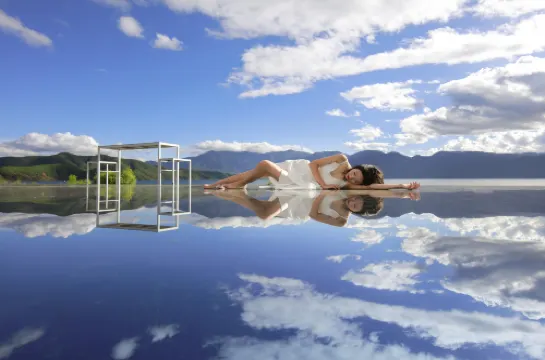 瀘沽湖達祖花溪谷莊園