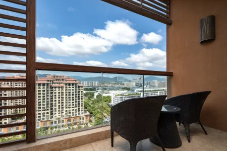 Mangrove Tree Resort World Sanya Bay （King Palm Tower ） Отели рядом с Аэропорт Феникс