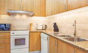 Bnbme | Anbar Tower | 2 Bdr