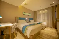 Homeinn Selected Hotel (Fuyang Linyi Mall) Hotels in Fuyang