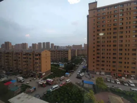 Fish ball B & B Отели рядом с достопримечательностью «Daqing Oilfield Paradise»