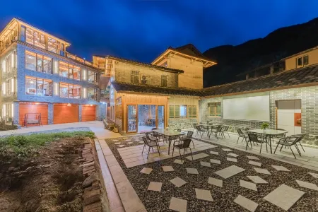 Floral Luxury Tea House (Nanjing Tulou) Отели рядом с достопримечательностью «Fujian (Nanjing) Tulou Scenic Area»