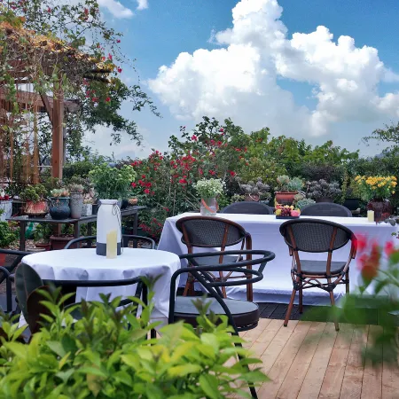 Sky Garden Inn