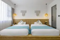 Fansu Qihai'an Qingshe Seaview Homestay (Weizhou Island Shop)