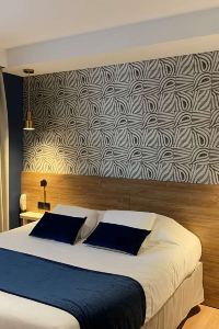 Hotel di gallargues-le-montueux ASICS Outlet | Tempahan penginapan murah -  Trip.com