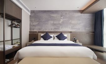 PALACE HOTELS( Wencheng Wanda Plaza Hotel Yan Qing)