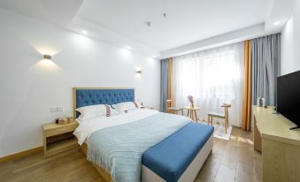 Yunjian Mountain Hotel (Jiuzhaigou Goukou)