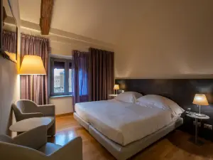 Popular 4-Star Select Hotels in Ferrara