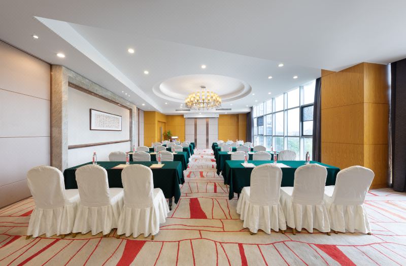 Huatian Hotel photo 4