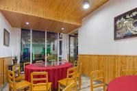 Jiande Countryside Painting Hotel (Tonglu Luci Holiday Area) - Kitchens