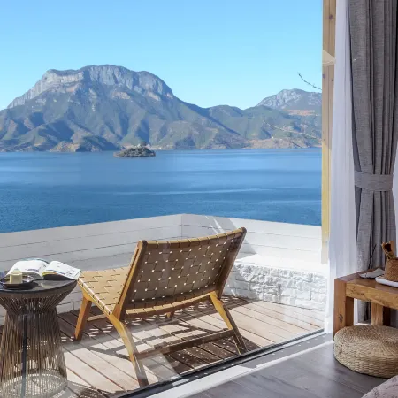 Lugu Lake · Buddhist Paradise | Pure Land Lake View Leisure Resort Villa Hotel