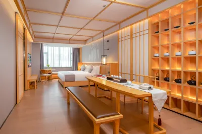 Qingju Bieyuan High-end Homestay (Dongguan Nancheng Xiping Subway Station) Hotel di Distrik Nancheng